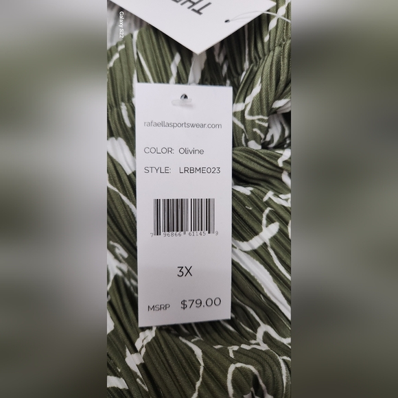 NWT 3X Olivine colored Rafella sportswear flowing capris - Picture 5 of 6
